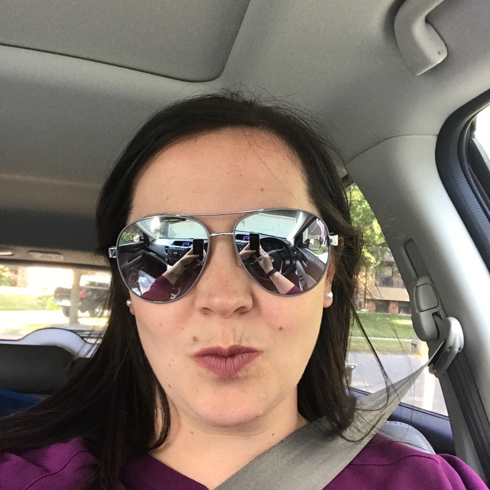 Meet your Posher, Teresa